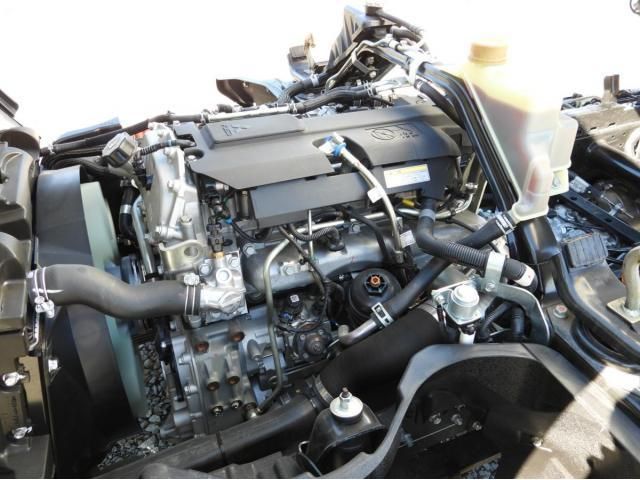 MITSUBISHI CANTER 2023 Image 31