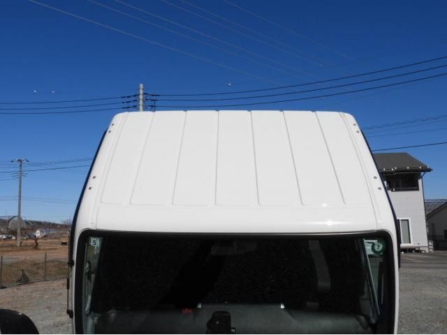 MITSUBISHI CANTER 2023 Image 31