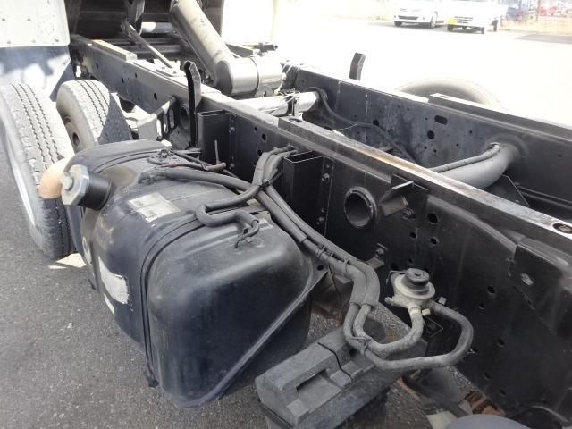 ISUZU ELF 2013 Image 31