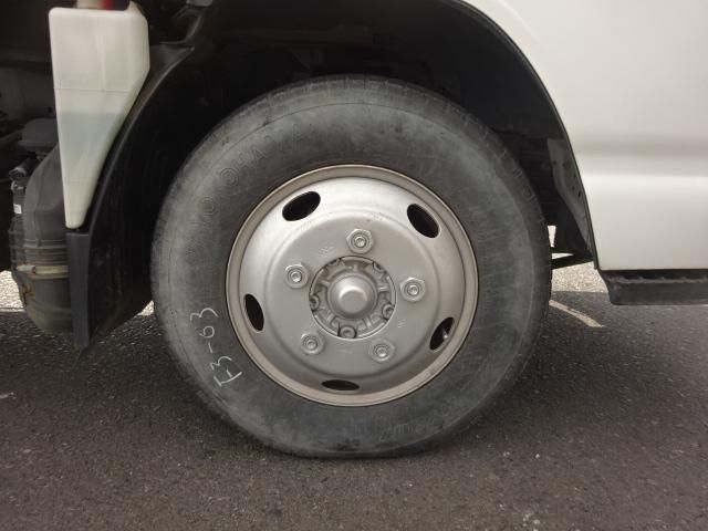 ISUZU ELF 2013 Image 31