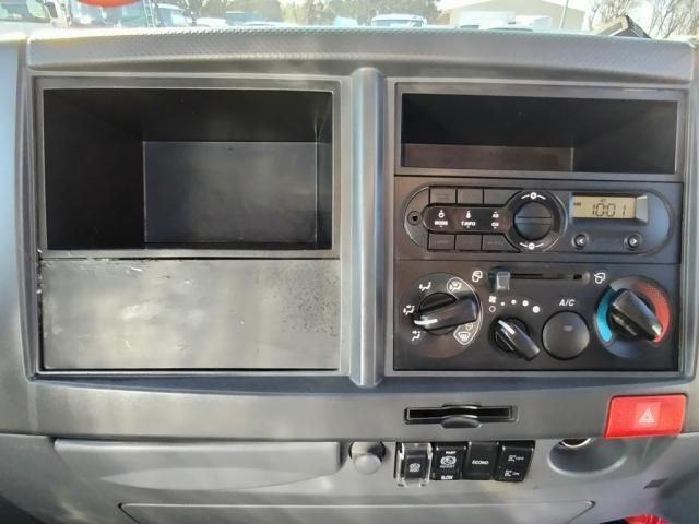 ISUZU ELF 2019 Image 31