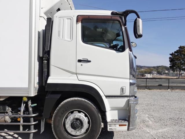 MITSUBISHI FUSOU SUPER GREAT 2016 Image 31