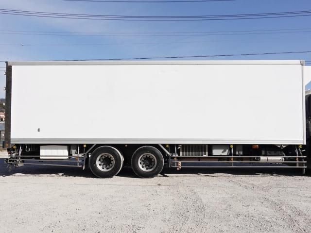 MITSUBISHI FUSOU SUPER GREAT 2016 Image 31