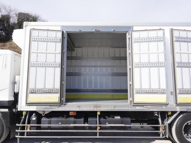 MITSUBISHI FUSOU SUPER GREAT 2016 Image 31