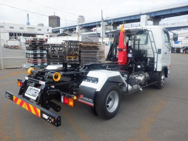 MITSUBISHI FUSOU FIGHTER 2025 Image 31