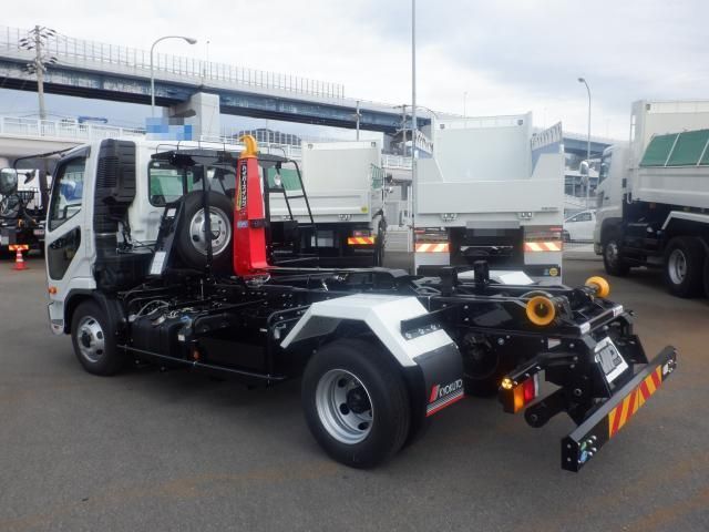 MITSUBISHI FUSOU FIGHTER 2025 Image 31