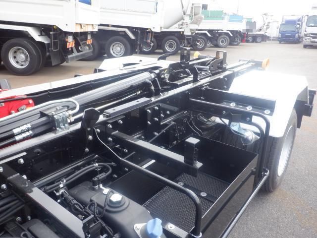 MITSUBISHI FUSOU FIGHTER 2025 Image 31