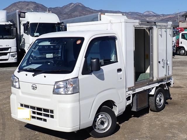 DAIHATSU HIJET 2022 Image 31