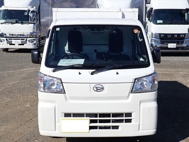 DAIHATSU HIJET 2022 Image 31