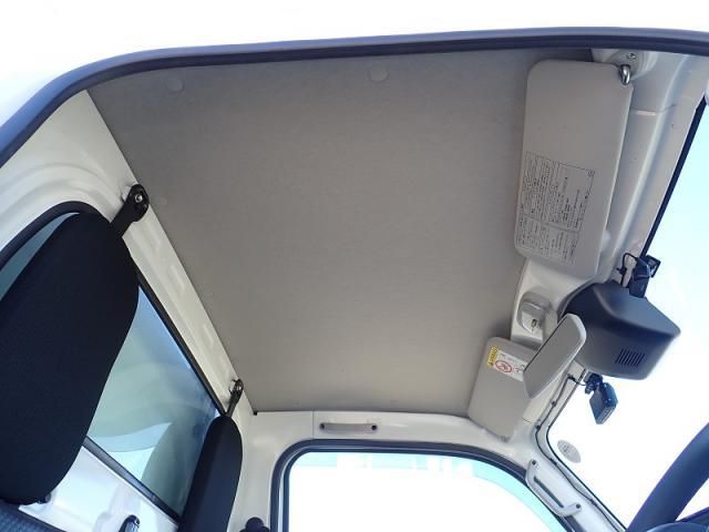 DAIHATSU HIJET 2022 Image 31