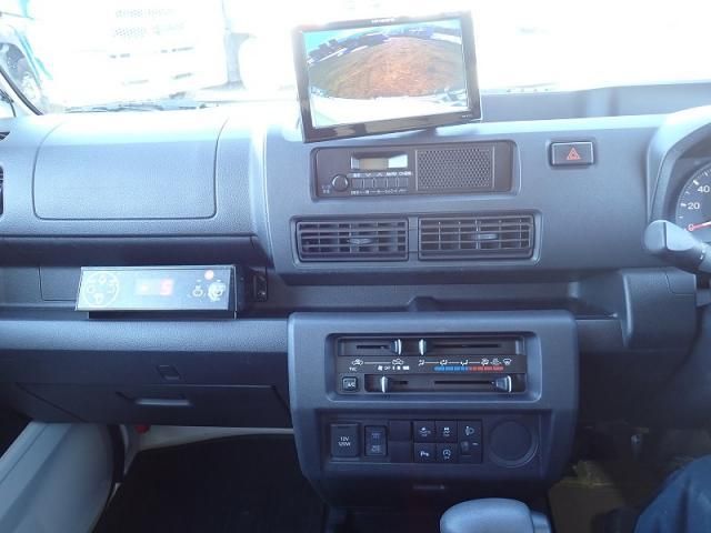 DAIHATSU HIJET 2022 Image 31