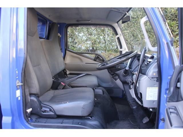 MITSUBISHI CANTER 2016 Image 31