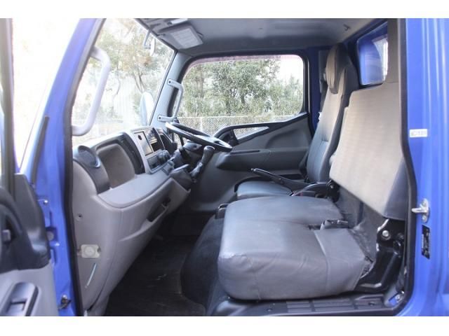 MITSUBISHI CANTER 2016 Image 31