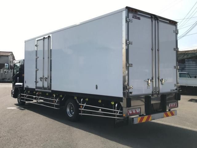 ISUZU FORWARD 2017 Image 31