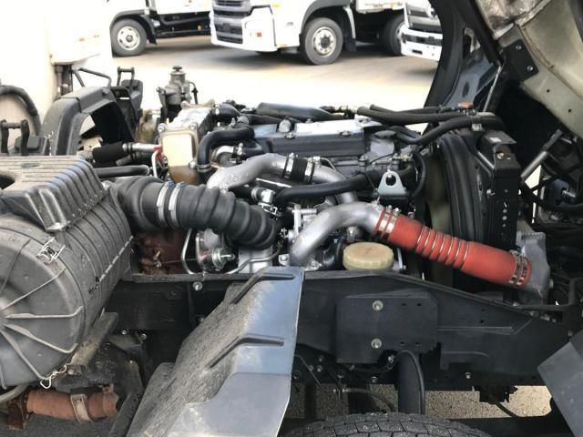 ISUZU FORWARD 2017 Image 31