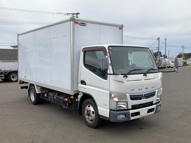 MITSUBISHI CANTER 2018 Image 31