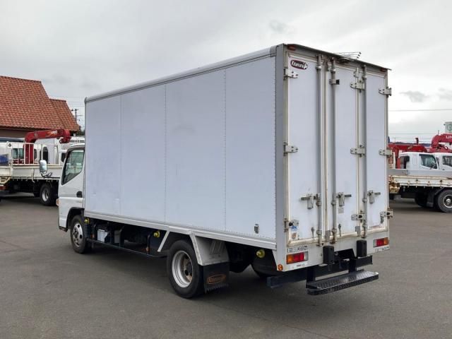 MITSUBISHI CANTER 2018 Image 31