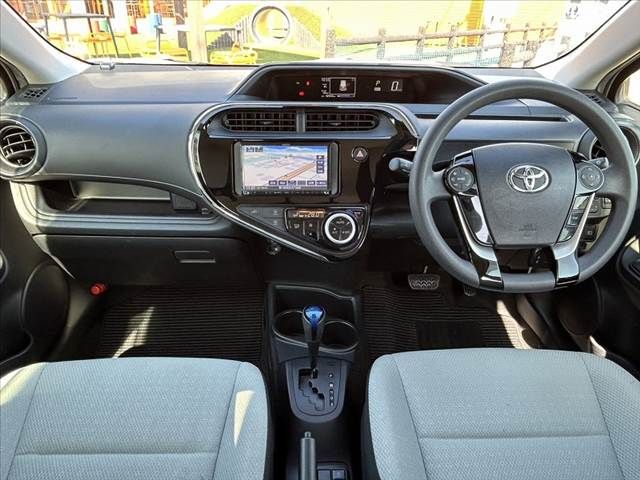 TOYOTA AQUA 2019 Image 31