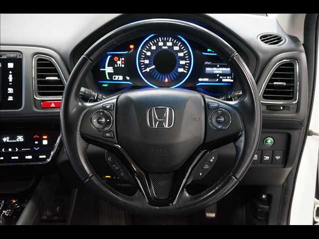 HONDA VEZEL HYBRID 2015 Image 31