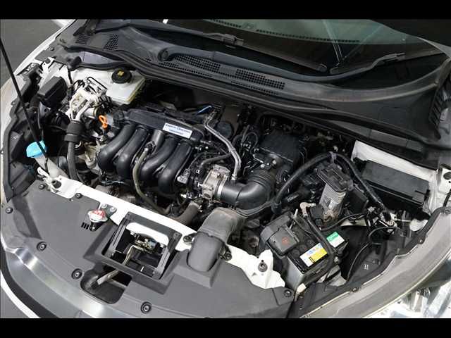 HONDA VEZEL HYBRID 2015 Image 31