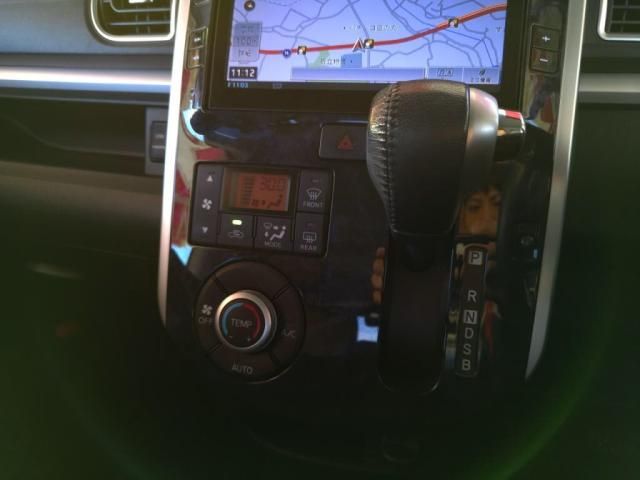 DAIHATSU TANTO CUSTOM 2017 Image 31