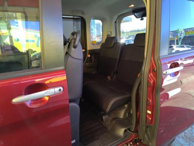 DAIHATSU TANTO CUSTOM 2017 Image 31