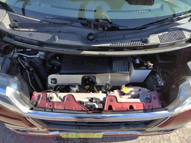 DAIHATSU TANTO CUSTOM 2017 Image 31