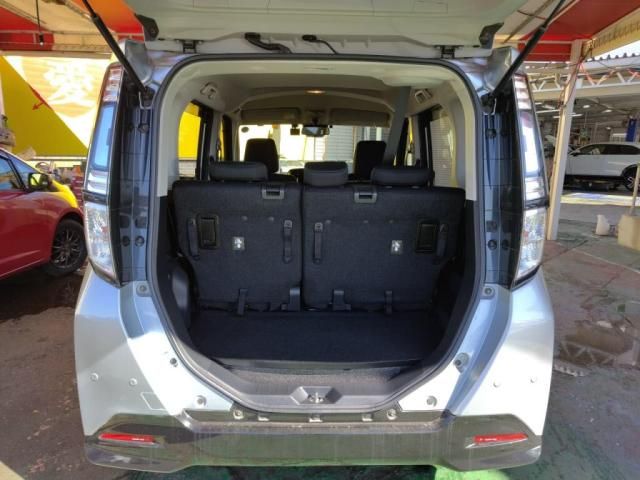 TOYOTA TANK 2019 Image 31