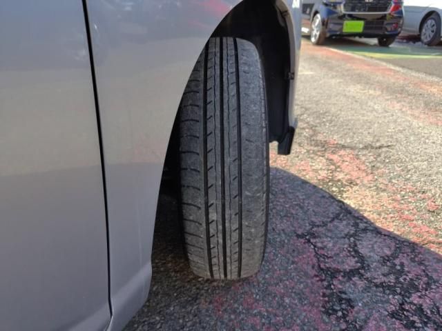 TOYOTA TANK 2019 Image 31