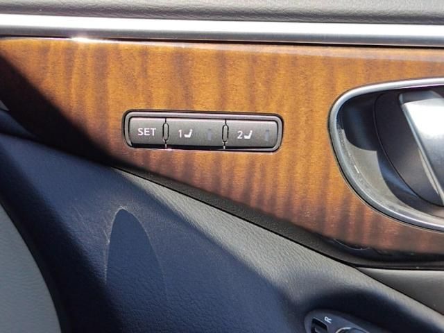 NISSAN SKYLINE HYBRID 2015 Image 31