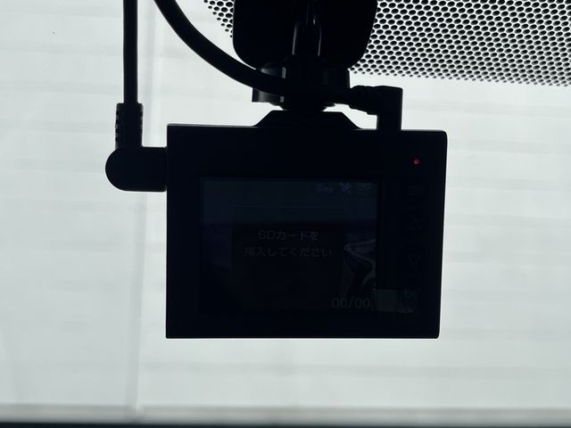 TOYOTA VOXY 2013 Image 31