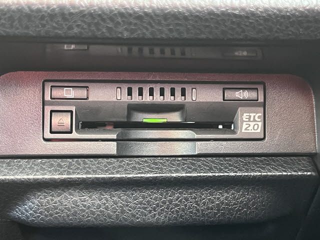 TOYOTA VOXY 2019 Image 31