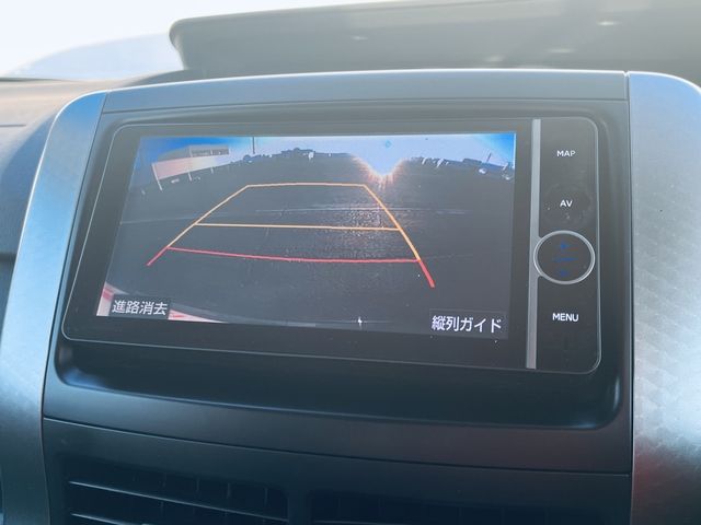 TOYOTA VOXY 2014 Image 31