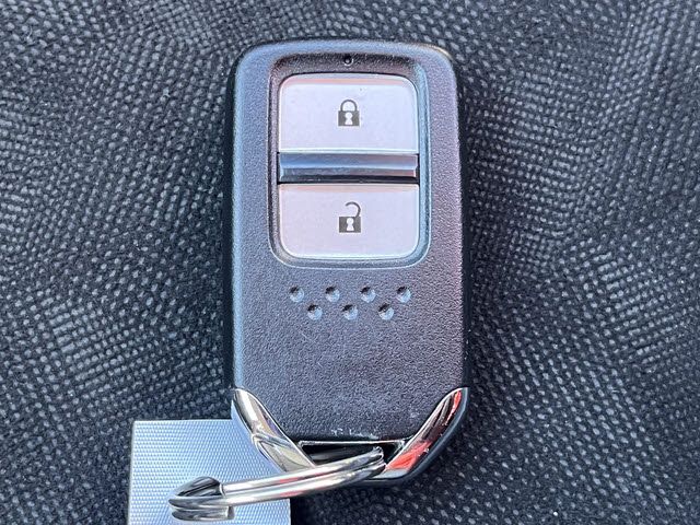 HONDA SHUTTLE HYBRID 2018 Image 31