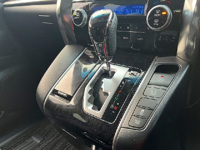 TOYOTA ALPHARD 2019 Image 31