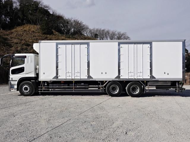 MITSUBISHI FUSOU SUPER GREAT 2016 Image 31