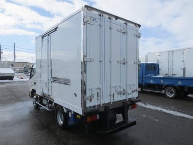 HINO DUTRO 2017 Image 31