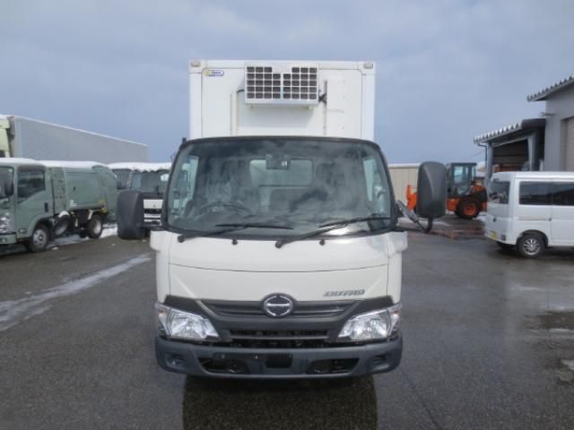 HINO DUTRO 2017 Image 31