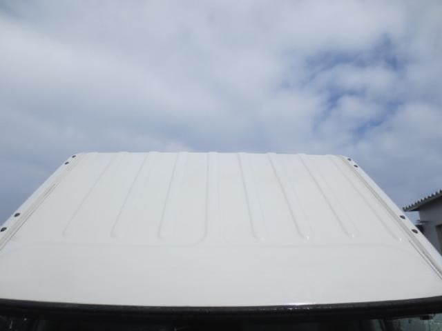 HINO DUTRO 2017 Image 31