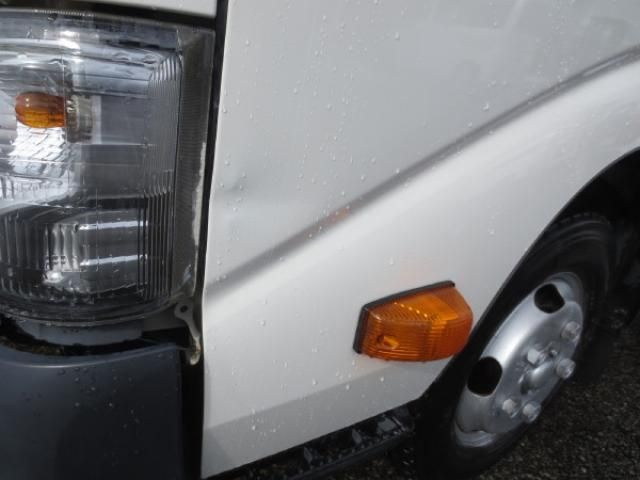 HINO DUTRO 2017 Image 31