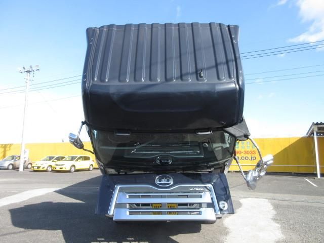 NISSAN DIESEL QUON 2021 Image 31