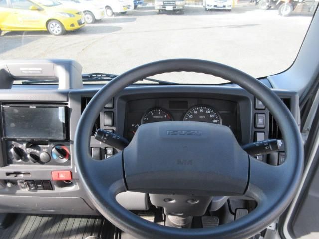 ISUZU ELF 2021 Image 31