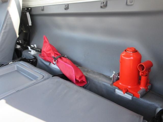 ISUZU ELF 2021 Image 31