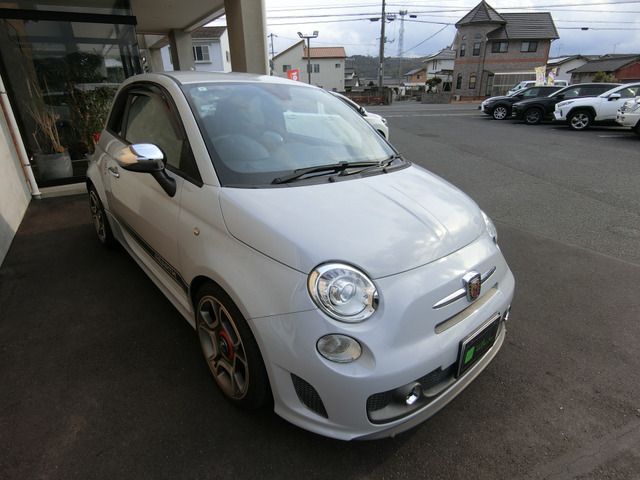 FIAT ABARTH 595 2015 Image 31