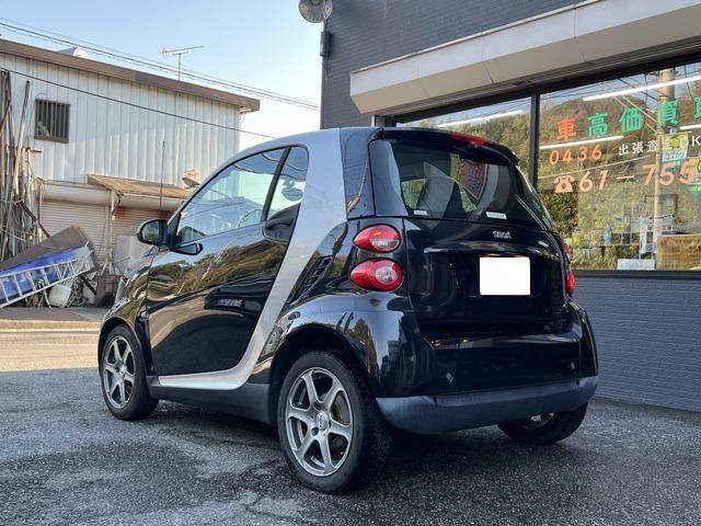 MCC SMART FORTWO COUPE 2008 Image 31