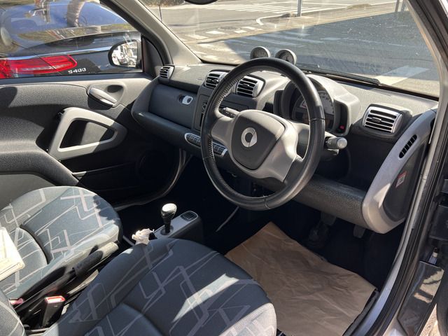 MCC SMART FORTWO COUPE 2008 Image 31