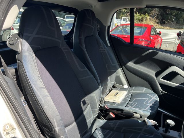 MCC SMART FORTWO COUPE 2008 Image 31