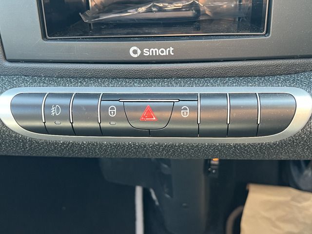MCC SMART FORTWO COUPE 2008 Image 31