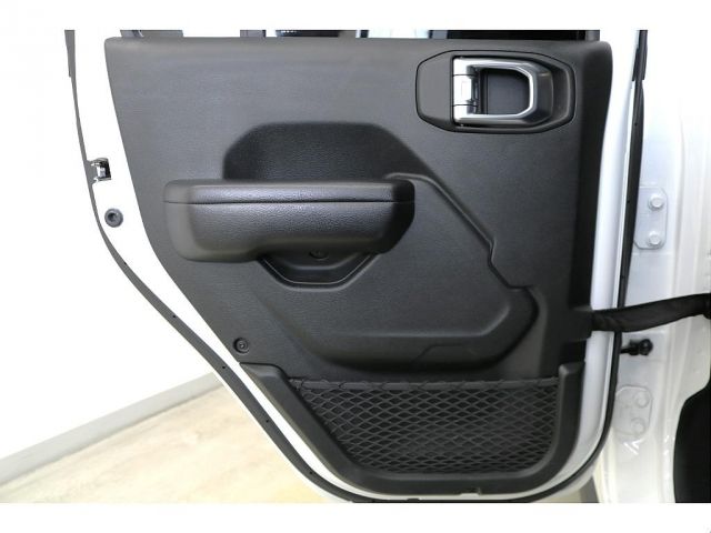 JEEP WRANGLER UNLIMI 2020 Image 31