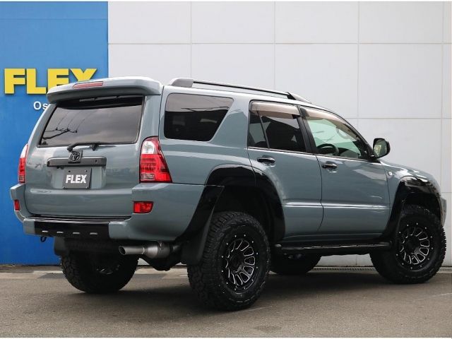 TOYOTA HILUXSURF WAGON 4WD 2004 Image 31